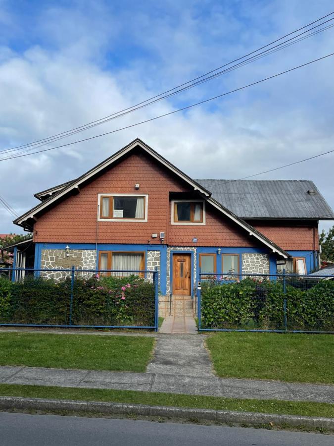 Hostal Das Hause Puerto Varas Eksteriør bilde